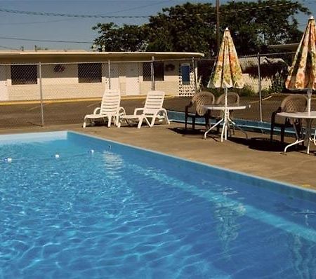 Capri Motel Walla Walla Eksteriør billede